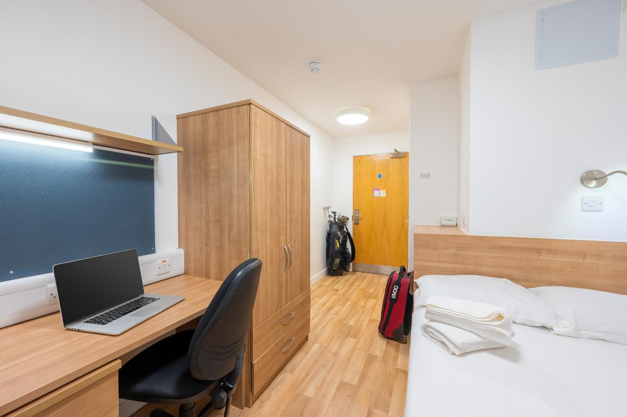Uhi Fort William - Campus Accommodation Zewnętrze zdjęcie